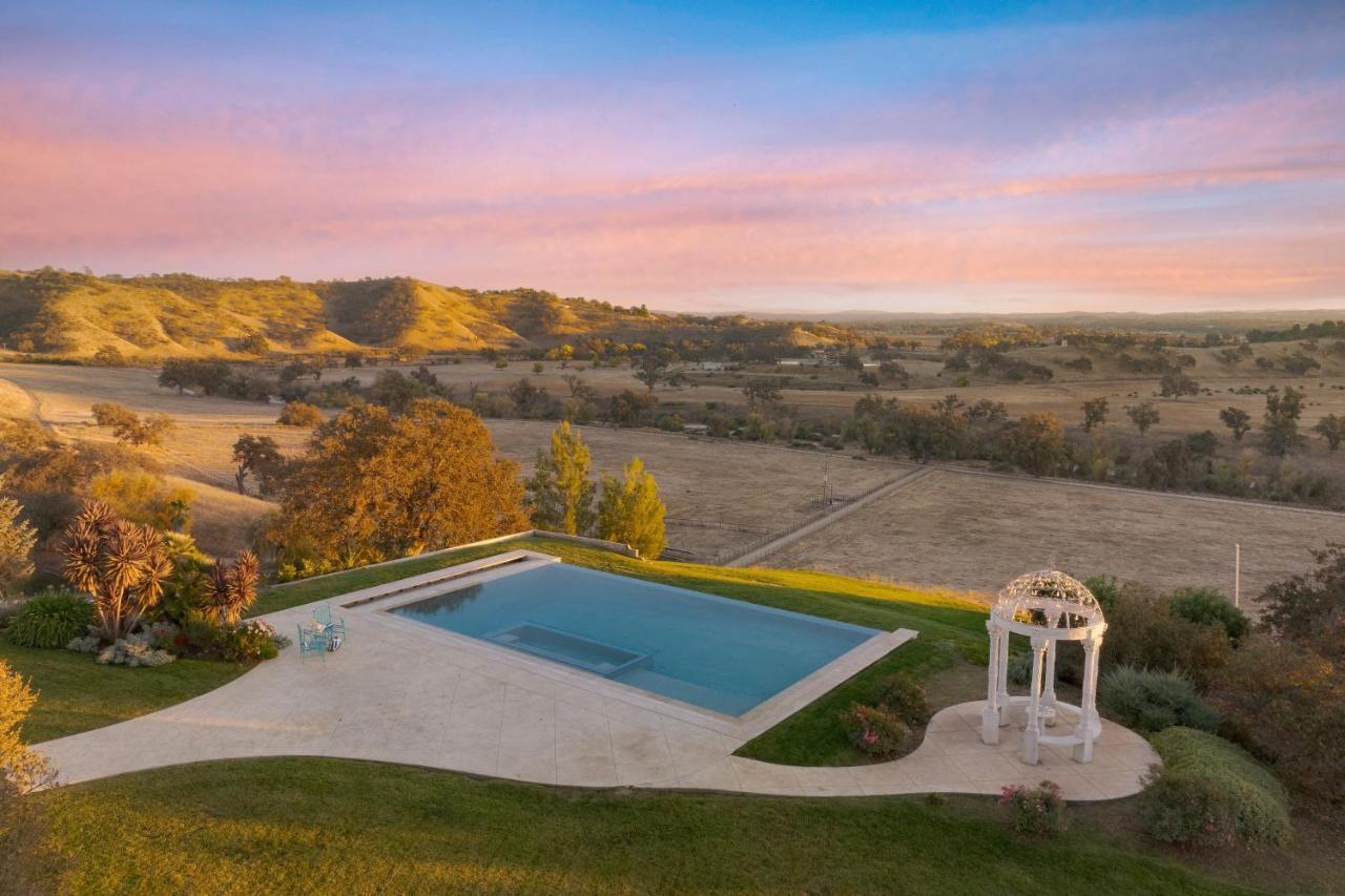 Eagle Oak Ranch By Avantstay Views Pool Privacy 佩索罗伯斯 外观 照片